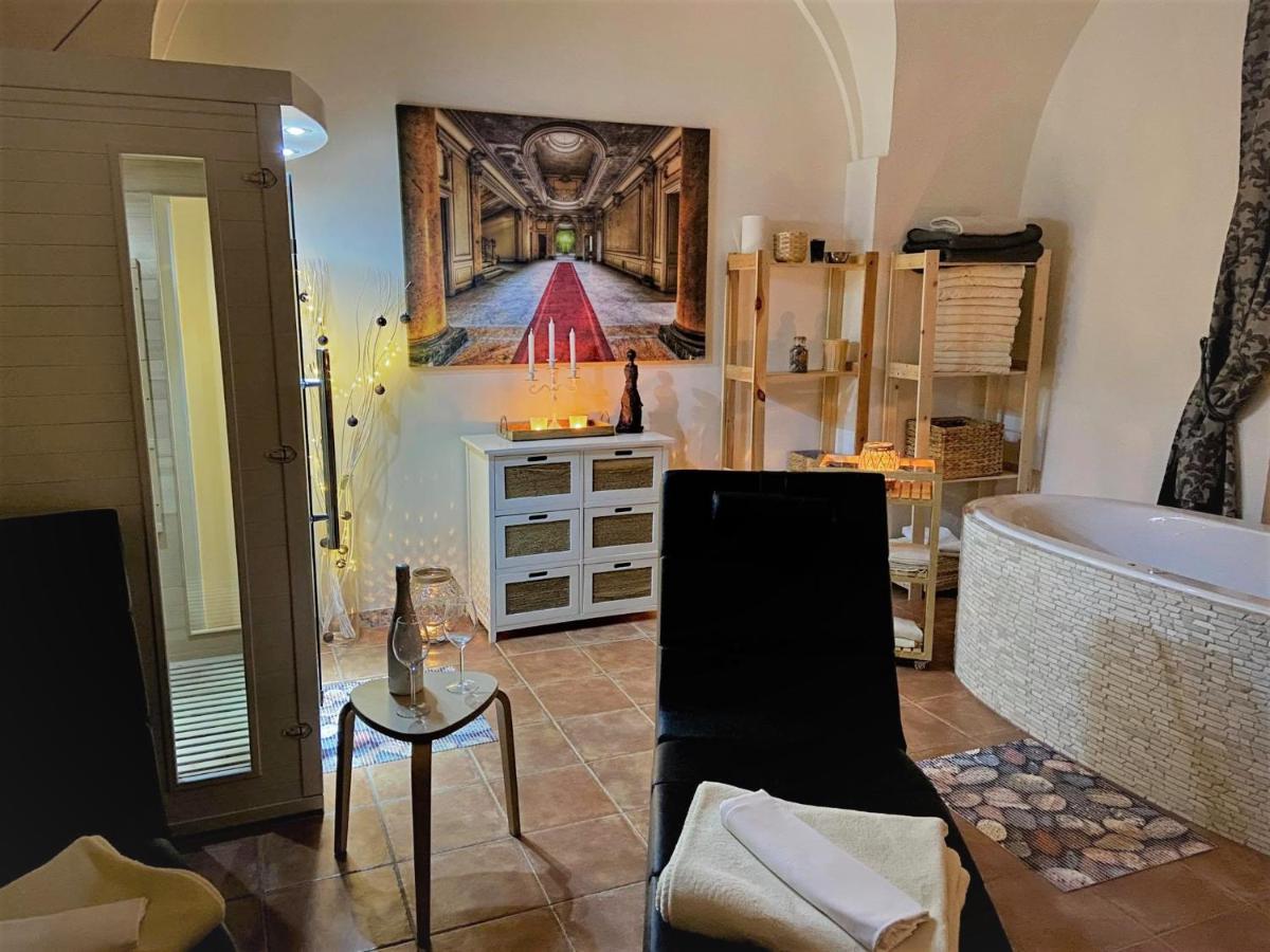 Penzion Kralovske Lazne Poděbrady Екстериор снимка